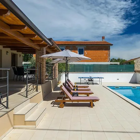 Monteci *