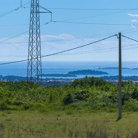 Holiday home Monteci Pula